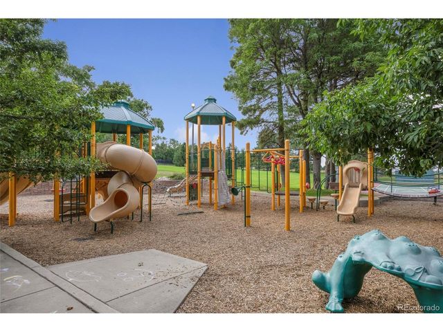 5447 S Iola Way, Englewood, CO 80111