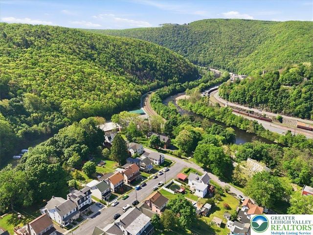 115 South Street, Jim Thorpe Boro, PA 18229