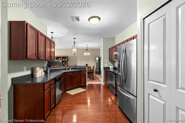3898 Radcliff Drive 129, Canton, MI 48188