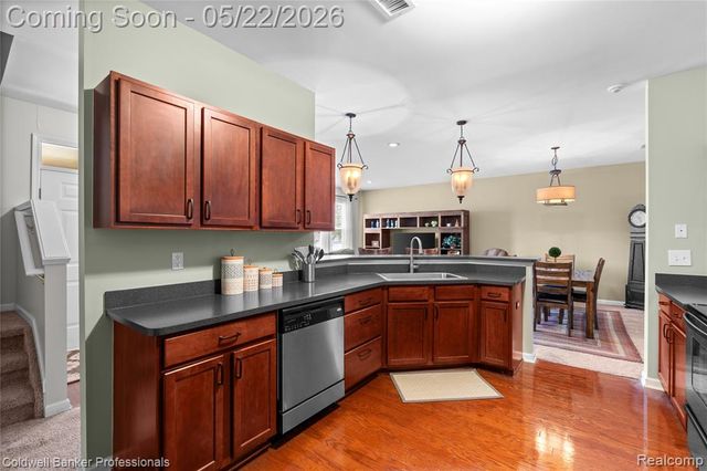 3898 Radcliff Drive 129, Canton, MI 48188