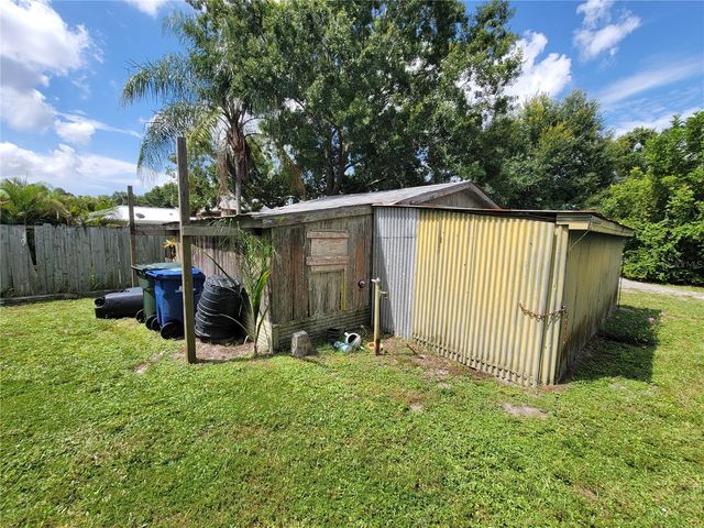 900 BOKHARA PLACE, Sarasota, FL 34232