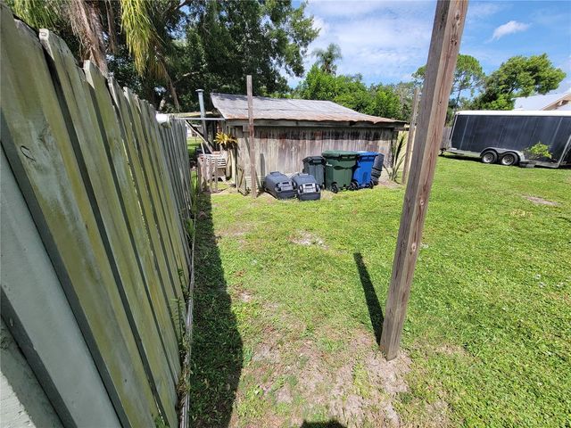 900 BOKHARA PLACE, Sarasota, FL 34232