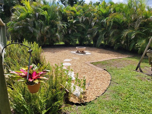 900 BOKHARA PLACE, Sarasota, FL 34232