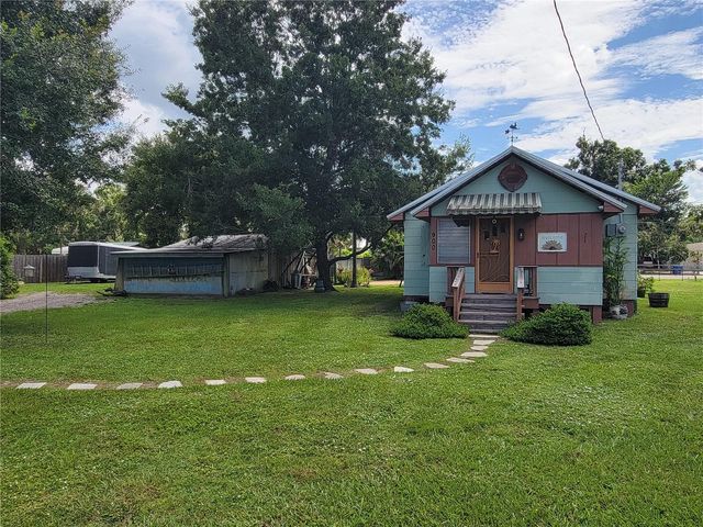 900 BOKHARA PLACE, Sarasota, FL 34232