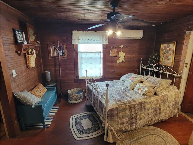 900 BOKHARA PLACE, Sarasota, FL 34232