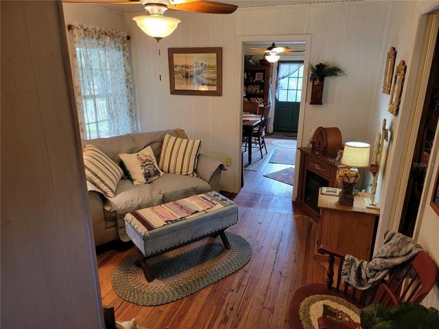 900 BOKHARA PLACE, Sarasota, FL 34232