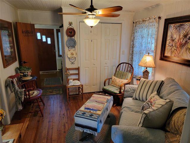 900 BOKHARA PLACE, Sarasota, FL 34232