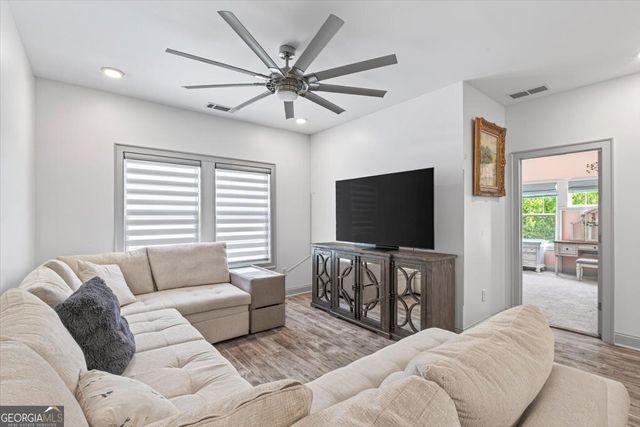123 Grove View Road, Woodstock, GA 30189