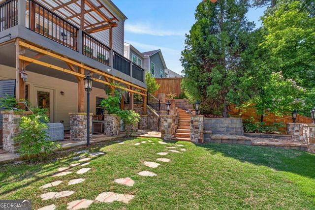 123 Grove View Road, Woodstock, GA 30189