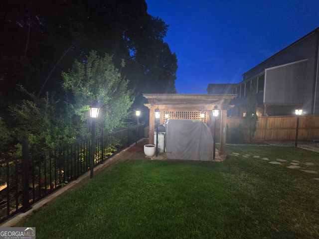 123 Grove View Road, Woodstock, GA 30189