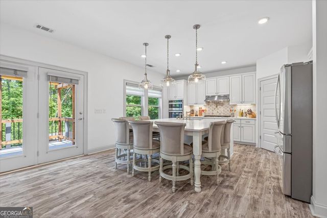123 Grove View Road, Woodstock, GA 30189