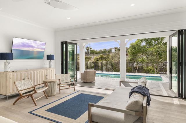 6252 W County Highway 30A, Santa Rosa Beach, FL 32459