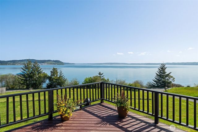 10601 87th Street Ct, Anderson Island, WA 98303