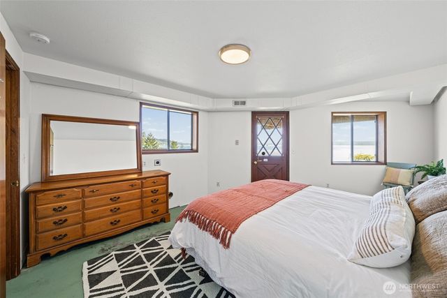 10601 87th Street Ct, Anderson Island, WA 98303