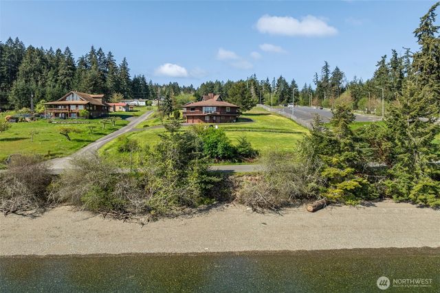 10601 87th Street Ct, Anderson Island, WA 98303