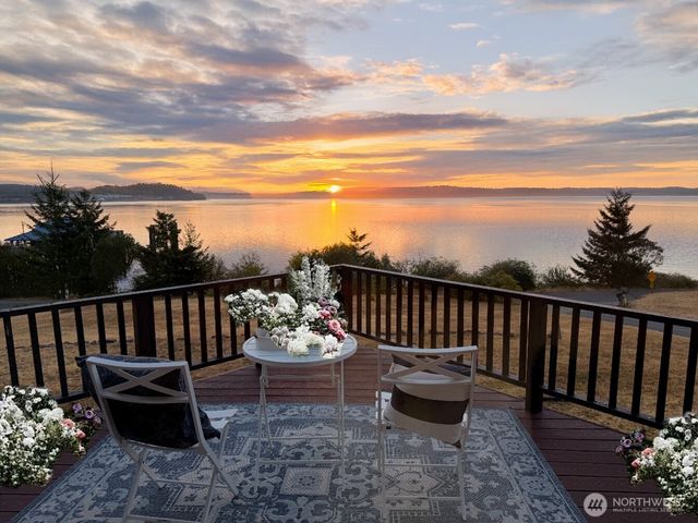10601 87th Street Ct, Anderson Island, WA 98303