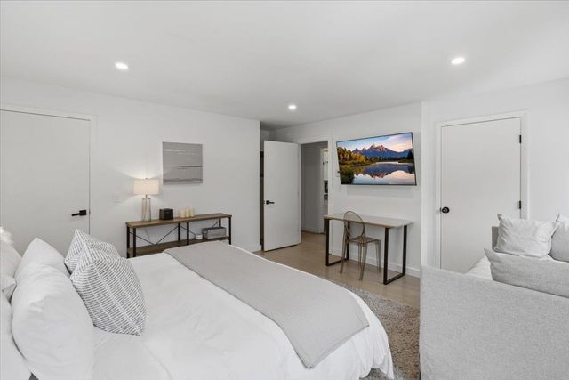 41-43 Cranberry Hill Road, Winhall, VT 05340