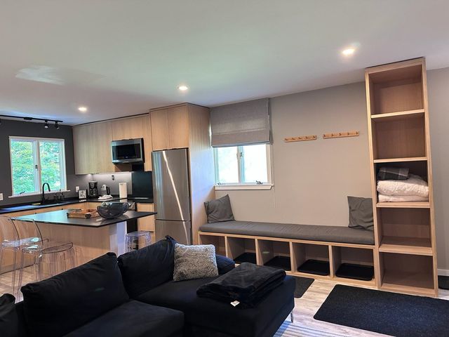 41-43 Cranberry Hill Road, Winhall, VT 05340