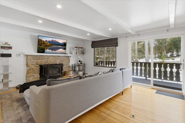 41-43 Cranberry Hill Road, Winhall, VT 05340