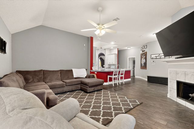 4006 Watersedge Drive, Rowlett, TX 75088