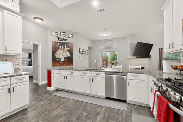 4006 Watersedge Drive, Rowlett, TX 75088