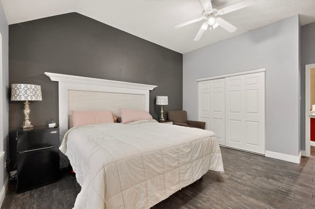 4006 Watersedge Drive, Rowlett, TX 75088