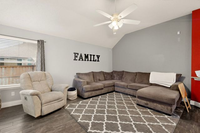 4006 Watersedge Drive, Rowlett, TX 75088