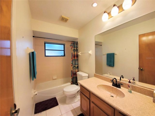88 TEMPLE ROAD, Venice, FL 34293