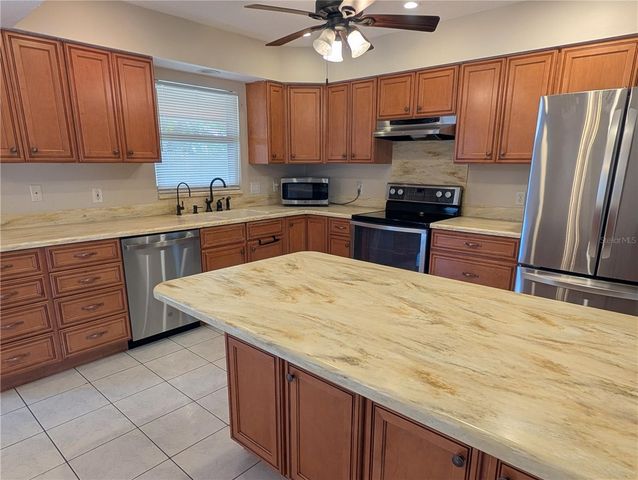 88 TEMPLE ROAD, Venice, FL 34293