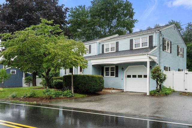 10 Locust Street, Burlington, MA 01803