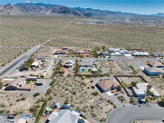 3880 Peschutes Street, Pahrump, NV 89048