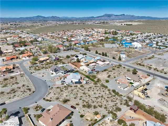 3880 Peschutes Street, Pahrump, NV 89048