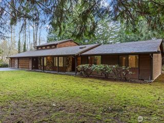 16715 SE 235th Street, Kent, WA 98042