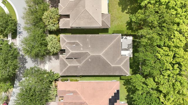 19518 S Whitewater Avenue, Weston, FL 33332