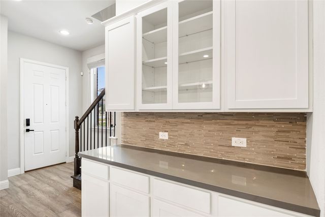 8145 Snapdragon Way, Dallas, TX 75252