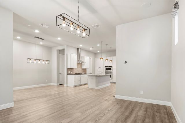 8145 Snapdragon Way, Dallas, TX 75252