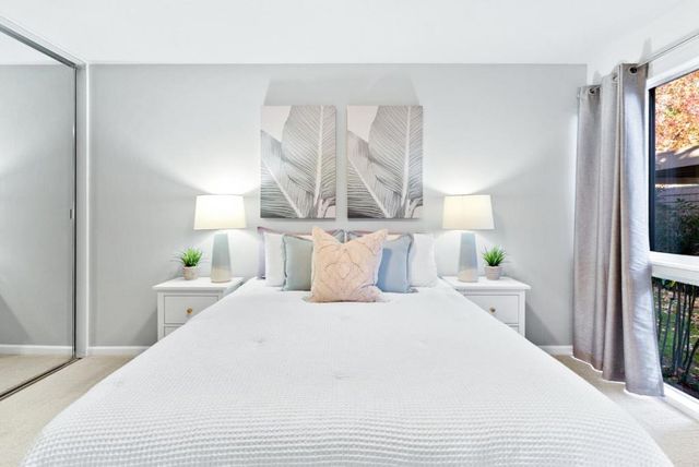 280 Easy Street 403, Mountain View, CA 94043