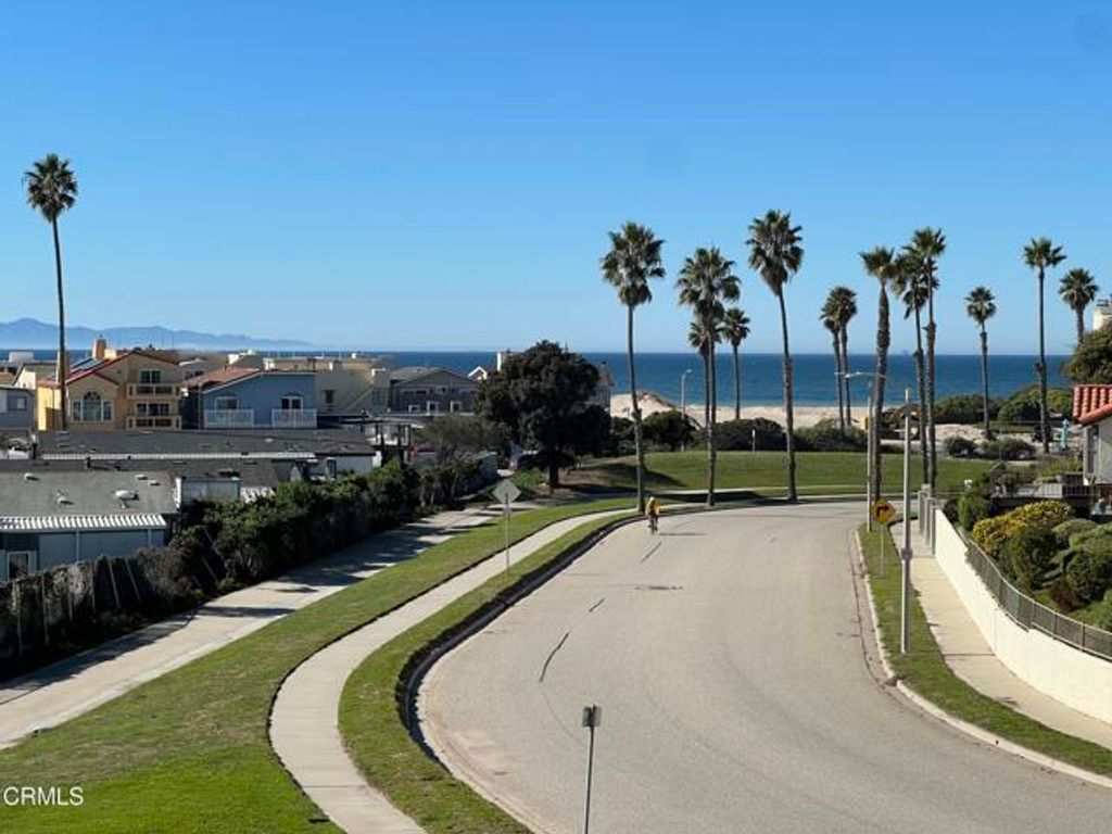 4510 Antigua Way, Oxnard, CA 93035