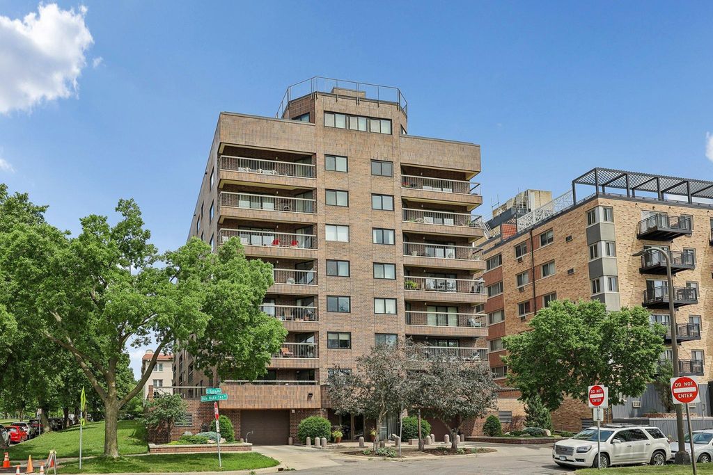 2885 Knox Avenue S 707, Minneapolis, MN 55408 — photo 2