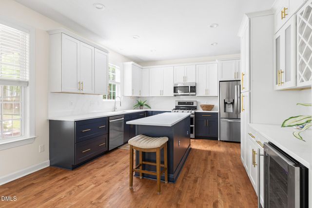 511 E Hatterleigh Avenue, Hillsborough, NC 27278