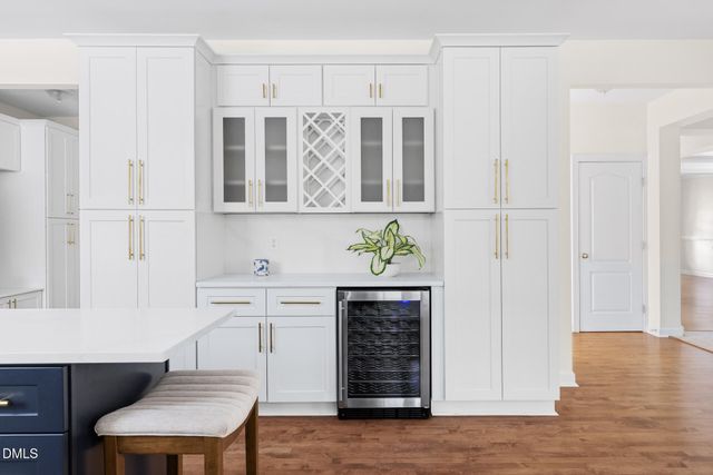 511 E Hatterleigh Avenue, Hillsborough, NC 27278