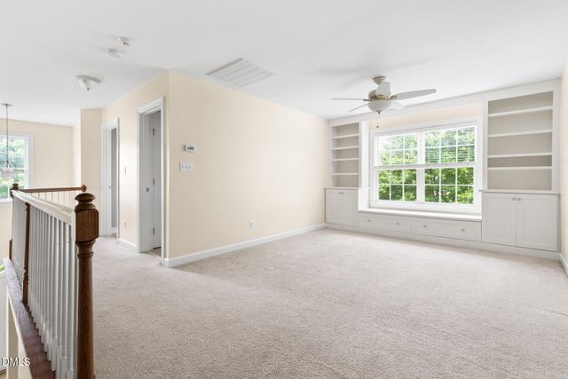 511 E Hatterleigh Avenue, Hillsborough, NC 27278