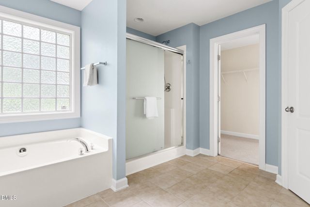 511 E Hatterleigh Avenue, Hillsborough, NC 27278