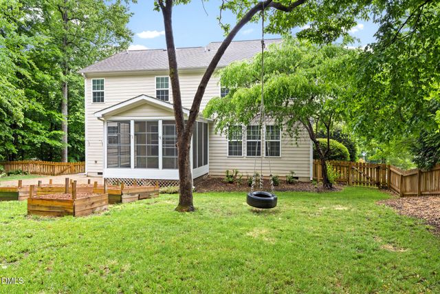 511 E Hatterleigh Avenue, Hillsborough, NC 27278