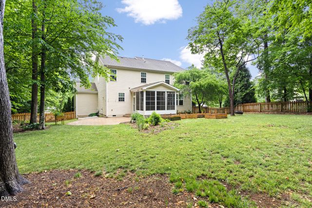 511 E Hatterleigh Avenue, Hillsborough, NC 27278