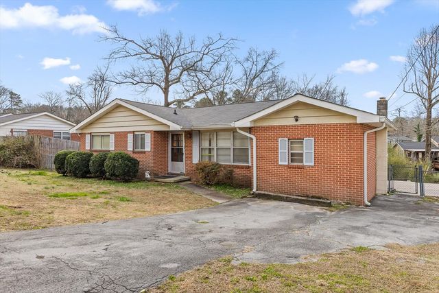 8306 Pine Ridge Road, Ooltewah, TN 37363