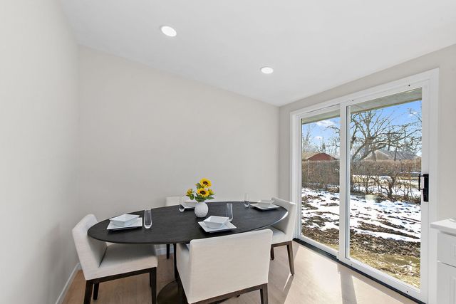 411 S 1st Street, Elburn, IL 60119