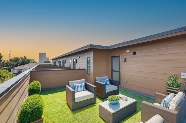 4206 CABELL Drive 101, Dallas, TX 75204