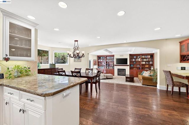 4576 Del Valle Pkwy, Pleasanton, CA 94566