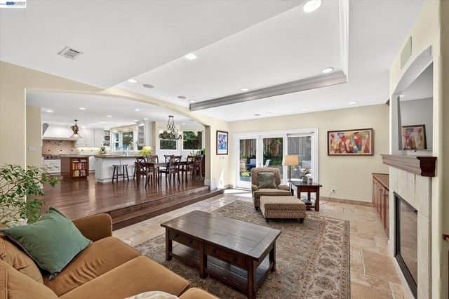 4576 Del Valle Pkwy, Pleasanton, CA 94566